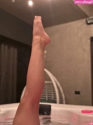 Nyaaati [ nyaaati-1 ] - My super power it's how naughty I can get when you see me naked 🥵