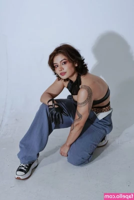 Nyaaati [ nyaaati-1 ] - https onlyfans com 169040648 scarlettarrow80  A Second boob contest  