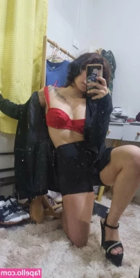 Nyaaati [ nyaaati-1 ] - Pronta per andare a dormire