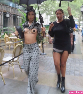 Coi Leray [ coi-leray ] - Hey sexual as I’m going live around 8 pm tonight hope you can all