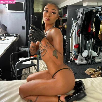 Coi Leray [ coi-leray ] - My heart is wide open ❤️🔥 What else would you like to see like