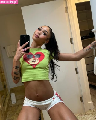 Coi Leray [ coi-leray ] - Taste the rainbow 🌈  For more pussy pics and a video make some part 1