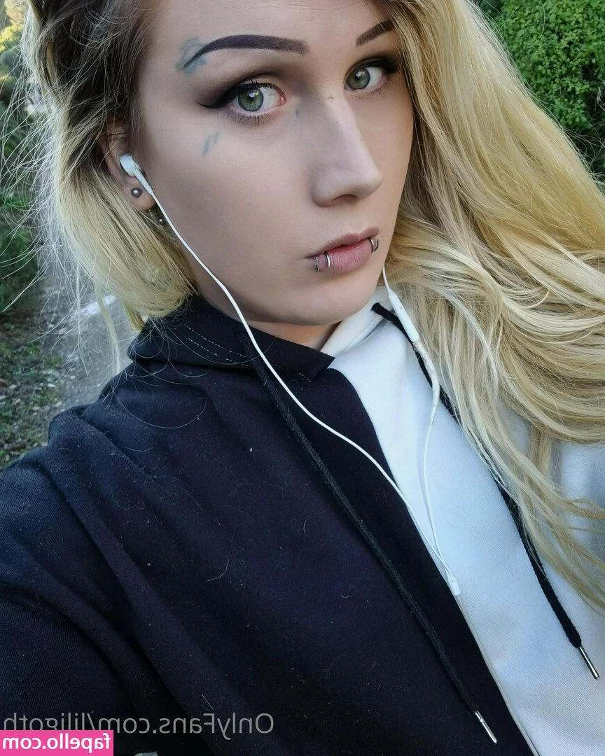 liligoth - Selfie recién levantadita