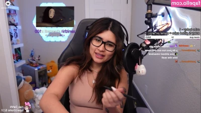 yourprincesslol - Butt plug feels good