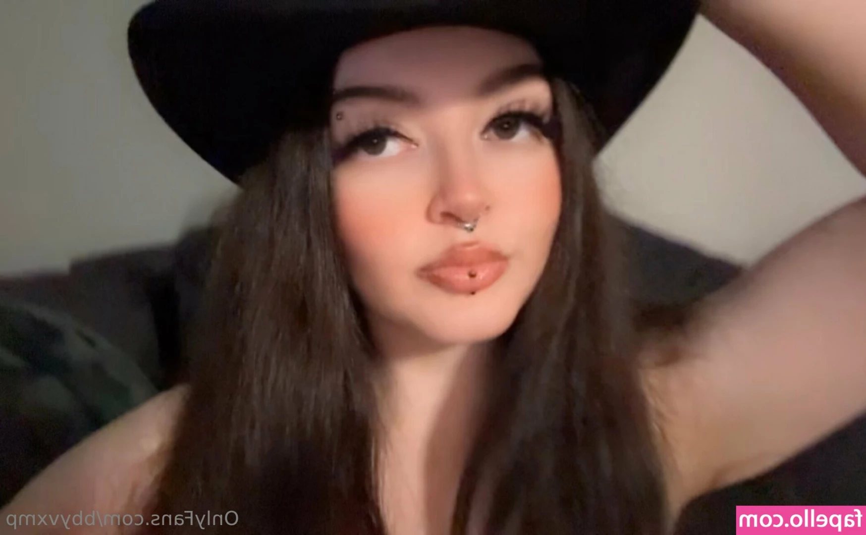 bbyvxmp - It’s gettin’ late 👅