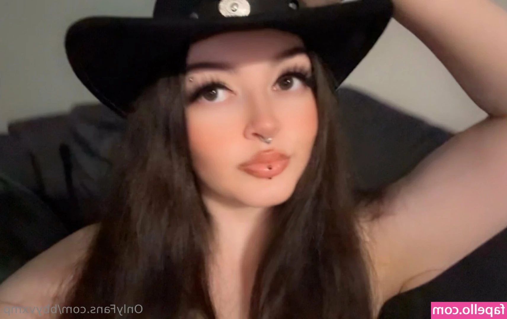 bbyvxmp - Damn! 160 fans ! OwO thanks