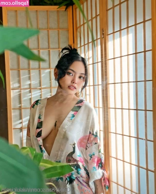 nikkicums - Come talk to me 😘😘