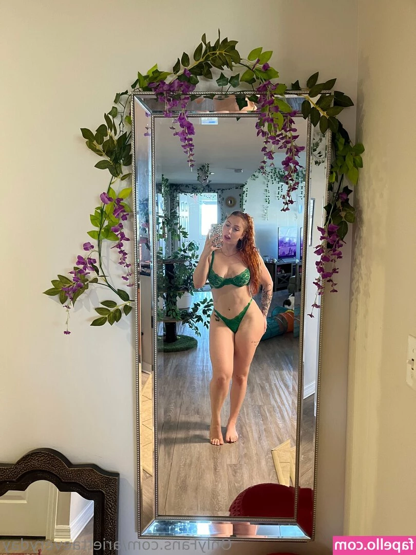 ariettaeveryday - check ur dms babe 💕