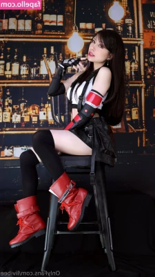 Livibee - Man have I got some hot videos for you coming up this weekend. The