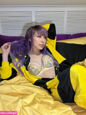 Livibee - Happy Hump   Day darlin part 1