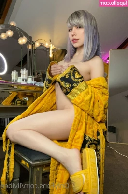 Livibee - [00:42] Short clip of me sucking on a dildo in pigtails~