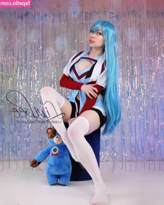 Livibee - I swear im getting off my ass today