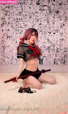 Livibee - Should I get oiled up for this set