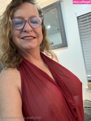 freebecky - 綠帽按摩師的誘惑   心血來潮約了按摩師