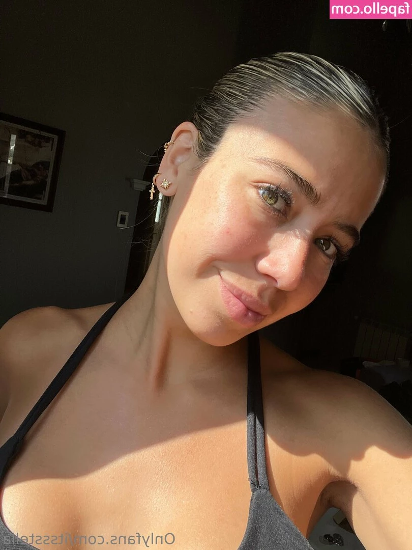 itssstella [ itssstella-1 ] - Im your personal sex doll