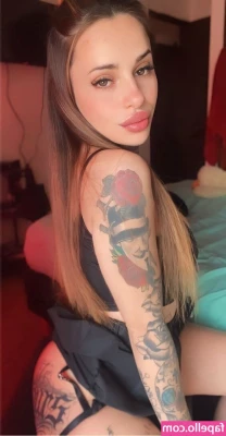 queensoffia - Hello I am Alexia from Berlin  new on this site  I am masseur  and I