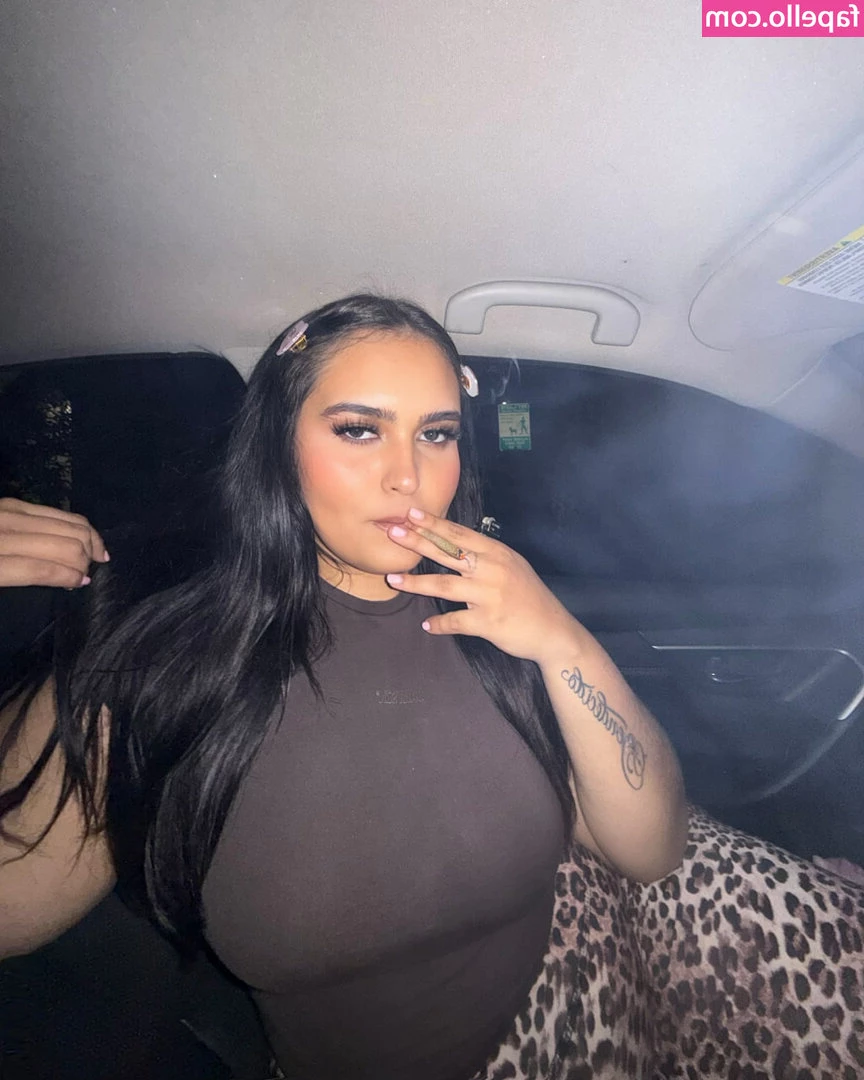 Valenbernaal - Reverse Cowgirl POV  chinagotazz