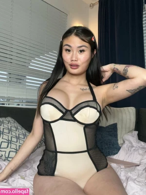 lolatessa [ lolatessa-3 ] - You're lucky, honey, you just met the nicest girl in this