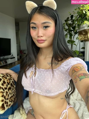 lolatessa [ lolatessa-3 ] - DM me to find out what s underneath