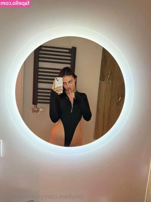 yourlittlemiaaa - hilihell nbsp  𝐱 nbsp nbsp   hilihell     𝐏𝐚𝐩𝐢