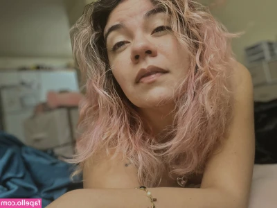 Tiffany Lockheart [ tiffany-lockheart ] - Horny day! morning starts with good masturbating session❤️☺️