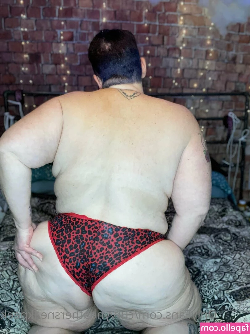 curvyheathersneakpeek - Thiicccc