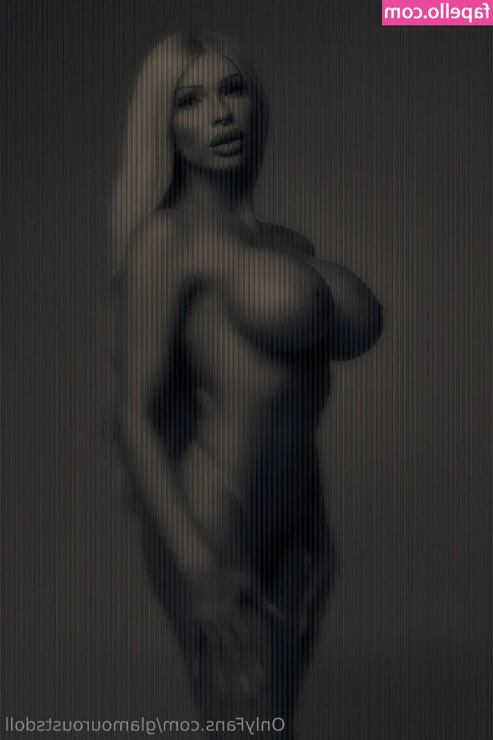 glamouroustsdoll - going live tonight at 8pm-9PM you won’t wanna miss it!!!!