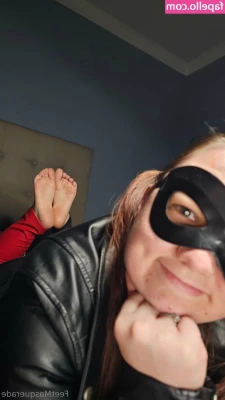 feetmasquerade - Full video over 21 mn for sale  details on request  Vidéo complète