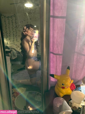 Poetickate - Hellooooo  have you drank water today  Makes cum taste so much better