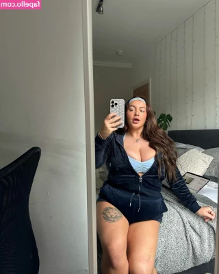 Baddybrunettexx - Open wider