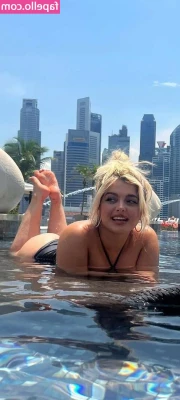 Bebe Rexha [ bebe-rexha ] - Help me reach my back?