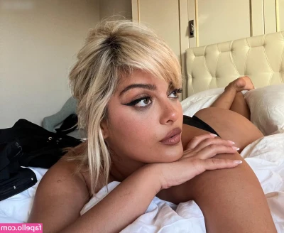 Bebe Rexha [ bebe-rexha ] - Happy Humpday 🍑