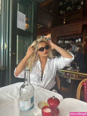 Bebe Rexha [ bebe-rexha ] - Time to wrap you up with my thighs 😆😜 #onlyfans