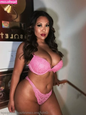 shayesfreepage - I hope you swallow because I have a lot of cum for you