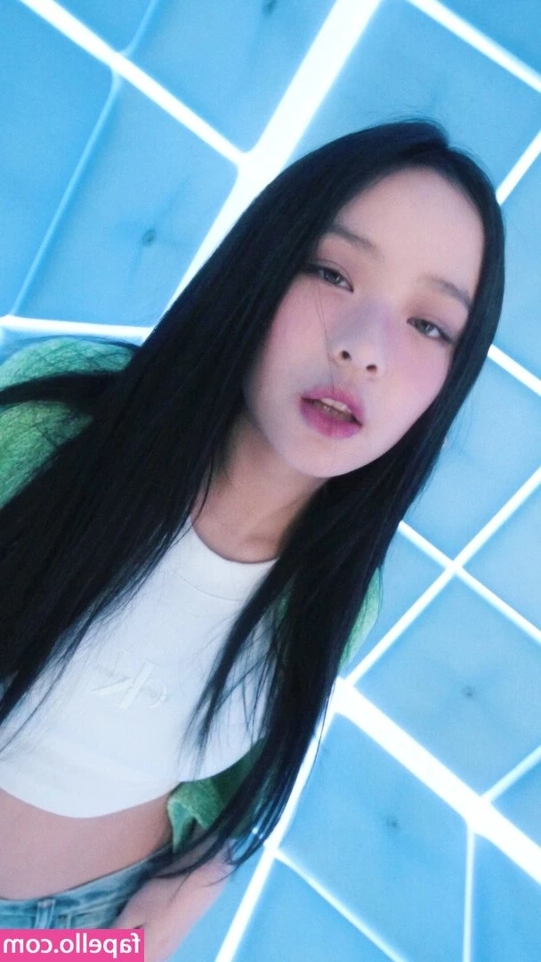 Hanni Pham [ hanni-pham ] - I was trying on this new shiny black bunny outfit, I bought recently,