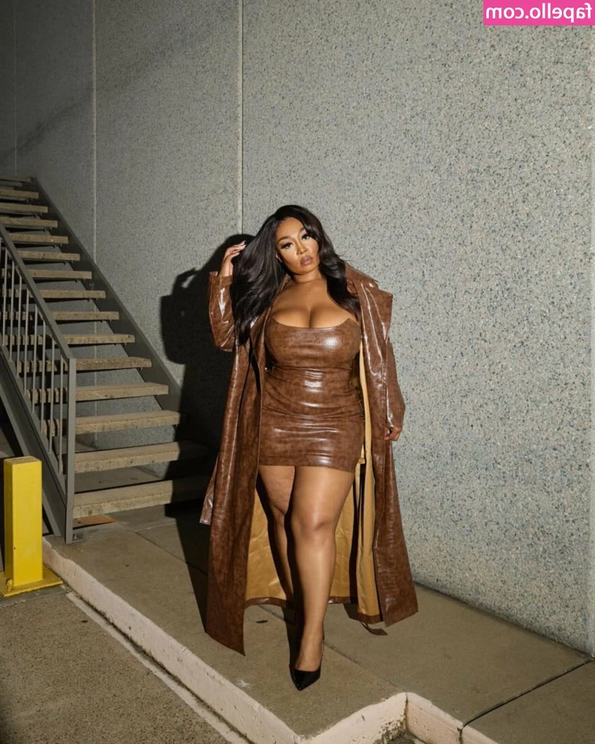 brittney_tonee [ brittney-tonee ] - POTD