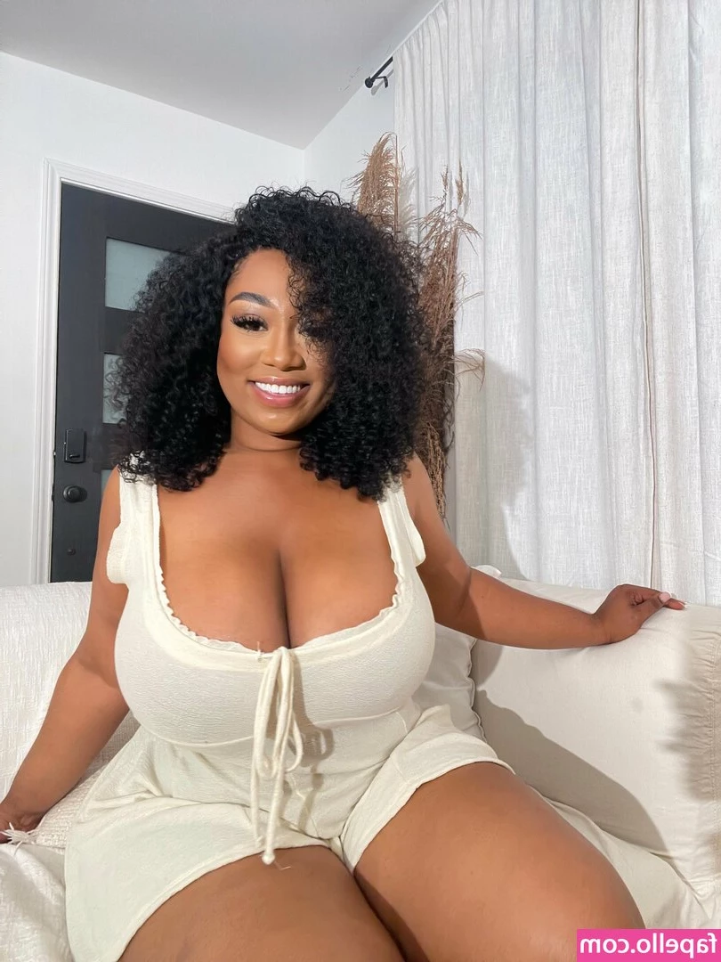 brittney_tonee [ brittney-tonee ] - ready to take on new challenges