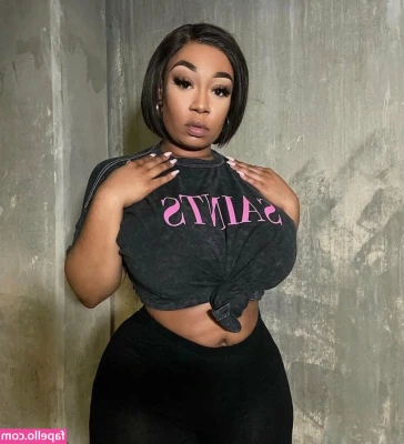brittney_tonee [ brittney-tonee ] - KAY VS PINK MONSTER COCK 😈😈 NEW SOLO Do you think I can take