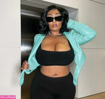 brittney_tonee [ brittney-tonee ] - Ready to drown in my sea, honey?😛💦