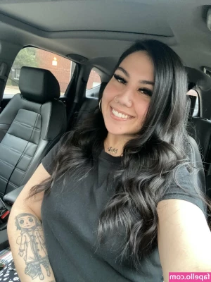 missnalgonadtx - Your girl is stuck at the airport with a very delayed flight anyone
