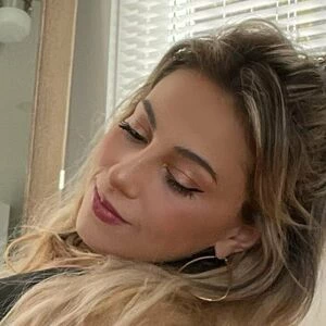 DirtyBanteringBlonde