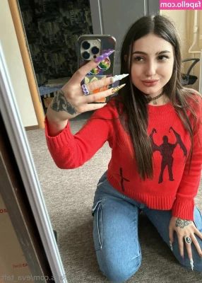 eva_taft [ eva-taft ] - who d wanna cum all over these this morning