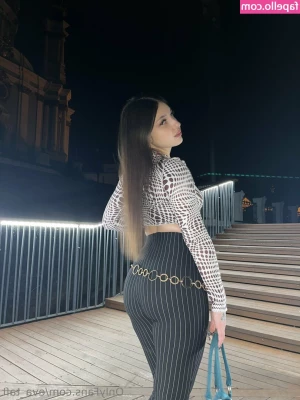 eva_taft [ eva-taft ] - Cum untie these with your teeth baby! ❣️