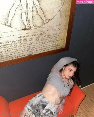 eva_taft [ eva-taft ] - Freshly trimmed and horny af