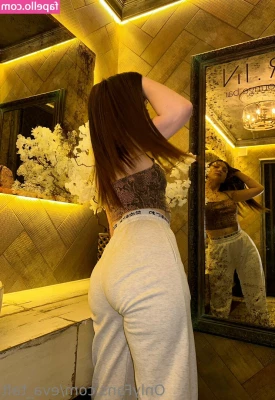 eva_taft [ eva-taft ] - once I lose this fupa lol