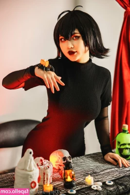 ahiru1606 - OOTD   Ready for an upskirting     Custom requests available   Behind