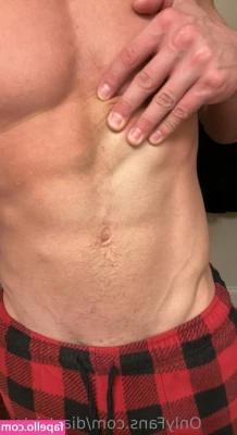 gainsfromgeebs - I love DL man who let me eat they dick up who want to be my next