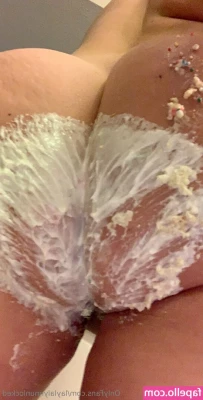 laylalynnunlocked - Cooking and sex? 👀😈