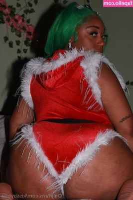 kissbybria - Going LIVE at 8.00PM EST! Daddy Is Going To Eat This Little Pussy