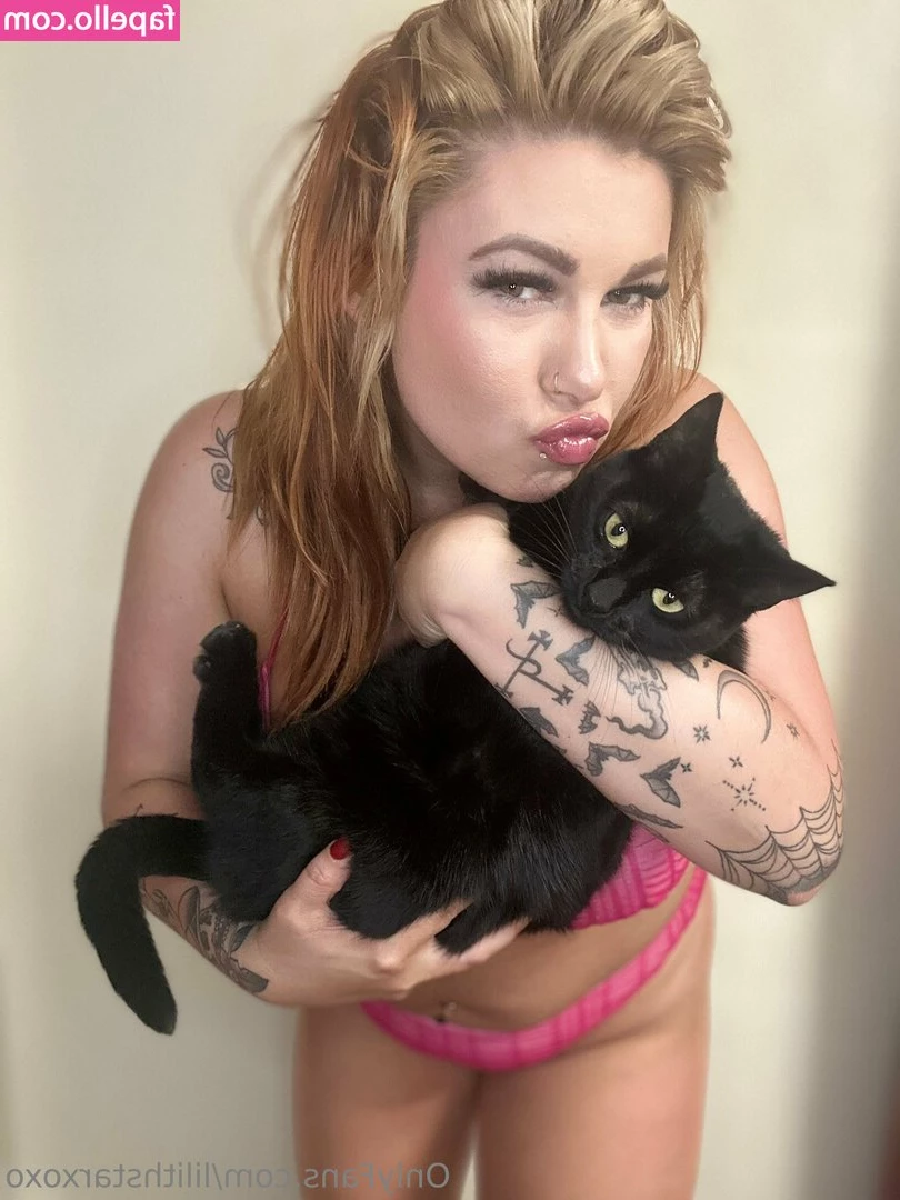 lilithstarxoxo - Hello everyone!   How’s your Monday going? I hope you’re well.